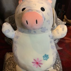 NWT REESE HUG ME SQUISHMALLOW 14”